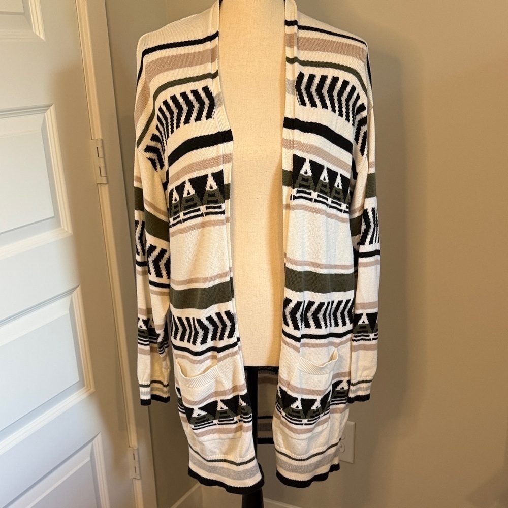 Express Geometric Pattern Cardigan in Black, White, and Green